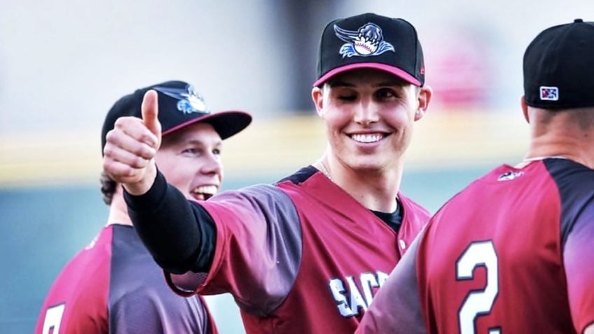 Drew Robinson conecta un cuadrangular tras haber perdido un ojo (VIDEO)