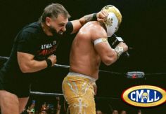 Foto ilustrativa de nota Austin Aries advierte que entrará a 'territorio enemigo' en el CMLL: "Seré el luchador más odiado"