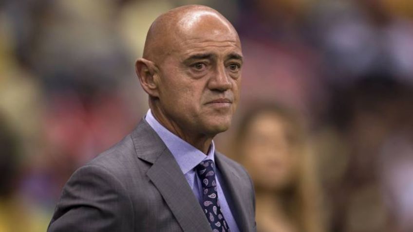 Tunden al Chelís en redes tras debutar como narrador (VIDEO)