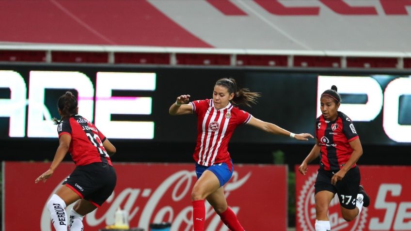 Chivas pierde por goleada el Clásico Tapatío y el invicto en la Liga MX Femenil