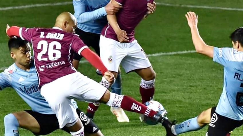Chupete Suazo hace recordar tiempos en Rayados con increíble gol (VIDEO)