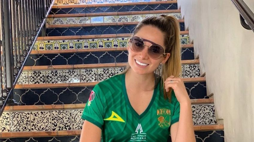 Ella es Alexandra Stergios, conductora deportiva aficionada del León