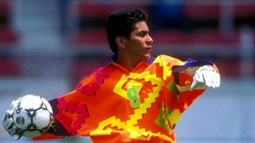 Jorge Campos cumple 54 años: todo lo que no sabías del Brody
