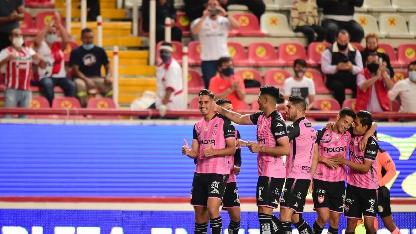Liga MX: Necaxa vence a Xolos y celebra con aficionados de vuelta al estadio