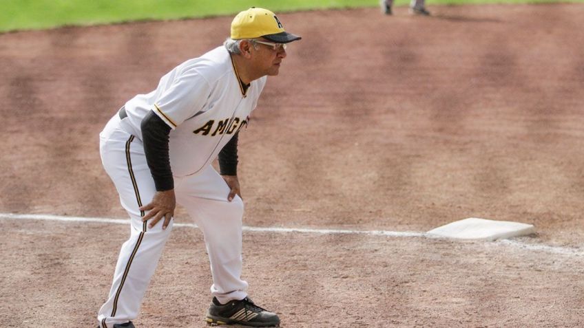 AMLO presumió el pronóstico de la Serie Mundial, pero ya falló en un equipo