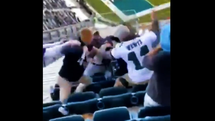 Pelea entre aficionados en su regreso al estadio de Philadelphia Eagles (VIDEO)