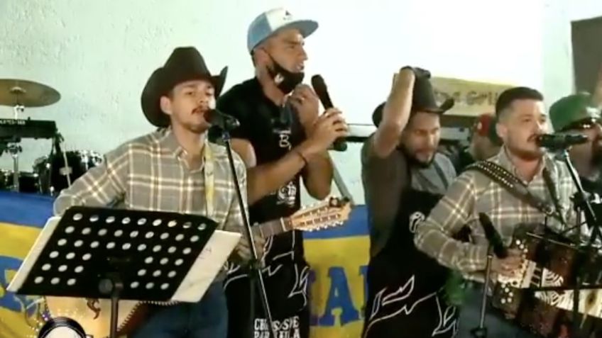 Nahuel Guzmán canta con aficionados de Tigres en reunión privada (VIDEO)