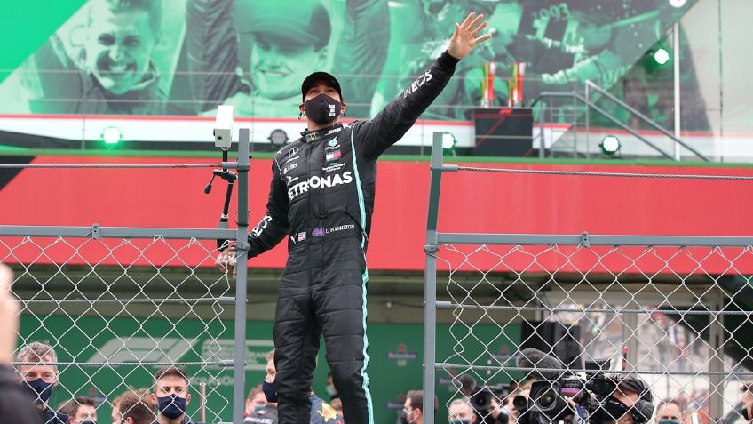 GP de Portugal: Hamilton arrasa y supera a Schumacher; Checo Pérez, con buena actuación