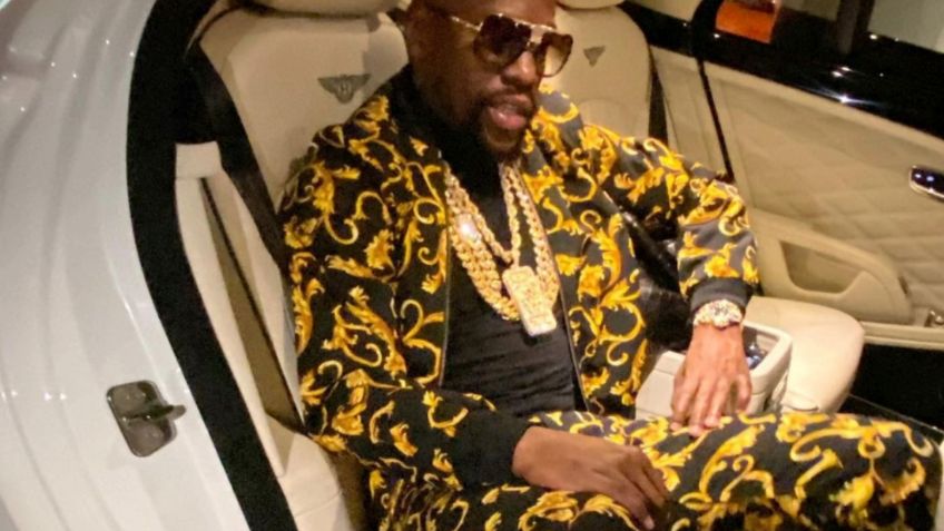 Floyd Mayweather presume su lujosa colección de autos a los 'haters' (VIDEO)