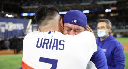 Julio Urías y Víctor González rompen en llanto tras campeonato de Dodgers