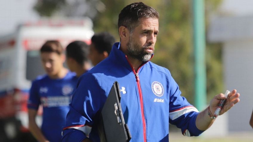 Gringo Castro deja a Cruz Azul para un nuevo reto en Querétaro
