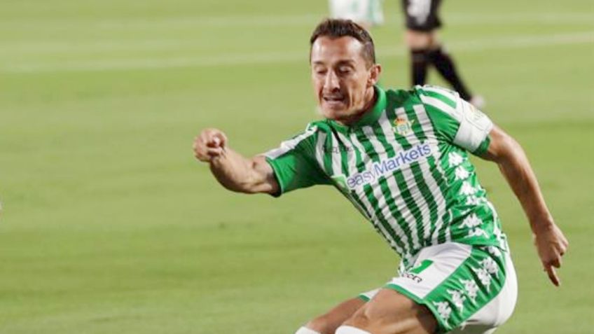 Andrés Guardado reaparece en triunfo del Betis que lo tiene líder en España