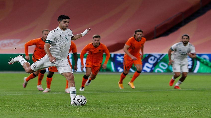 Con un penal dudoso a Raúl Jiménez; México vence 1-0 a Holanda