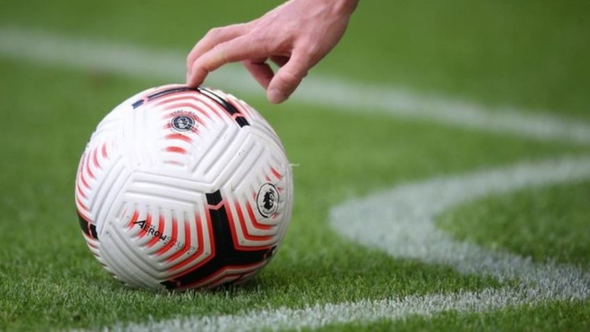Detienen a futbolista de Premier League por presunto secuestro y violación