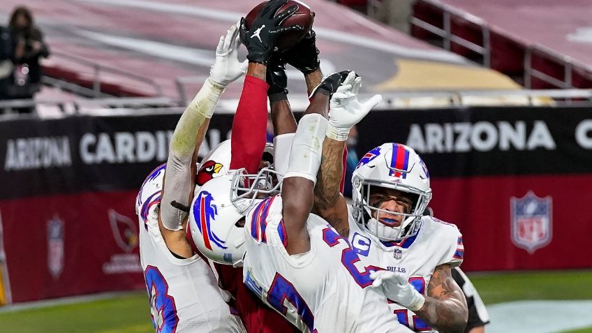 Atrapadón de DeAndre Hopkins en un Ave María sorprende a la NFL (VIDEO)