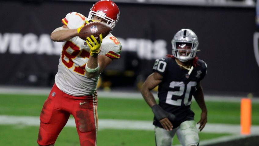 NFL: Chiefs se llevan tremendo duelo de ofensivas ante los Raiders