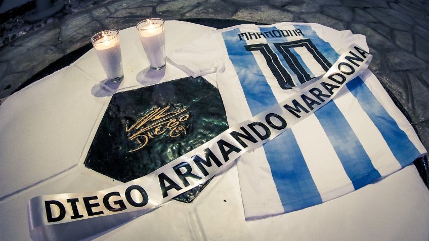 Alma de Maradona, presente en el Clásico América vs Chivas en el Estadio Azteca