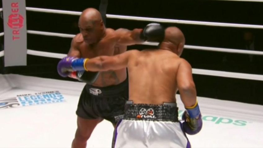 Mike Tyson muestra poderío y condición en su regreso al ring contra Roy Jones Jr.