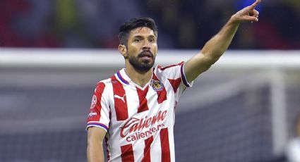 Oribe Peralta escribe carta de despedida a Chivas y aficionados salen en su defensa