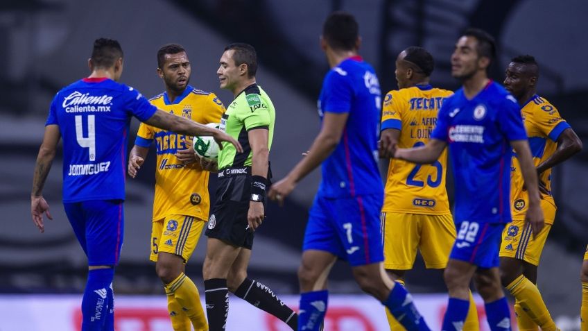 Cruz Azul deja fuera a Tigres y se cita en semifinales con Pumas