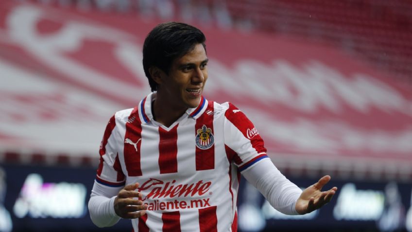 Chivas: Luis García ataca a José Juan Macías por su salida a Europa
