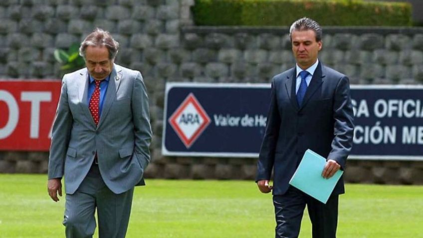 Seleción Mexicana: Exdirectivo revela que Decio de María salía de fiesta con jugadores