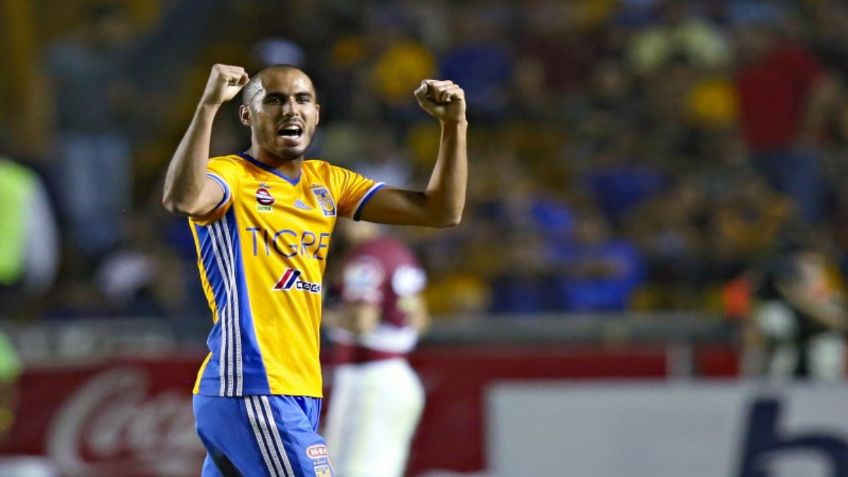 Tigres: Guido Pizarro es atendido de emergencia por paramédicos (VIDEO)