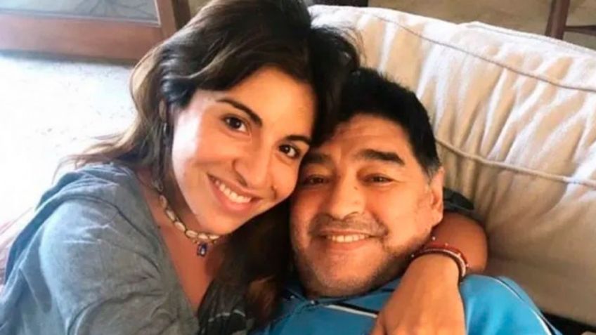 Hija de Maradona publica emocionante mensaje: "No te entregues por favor"