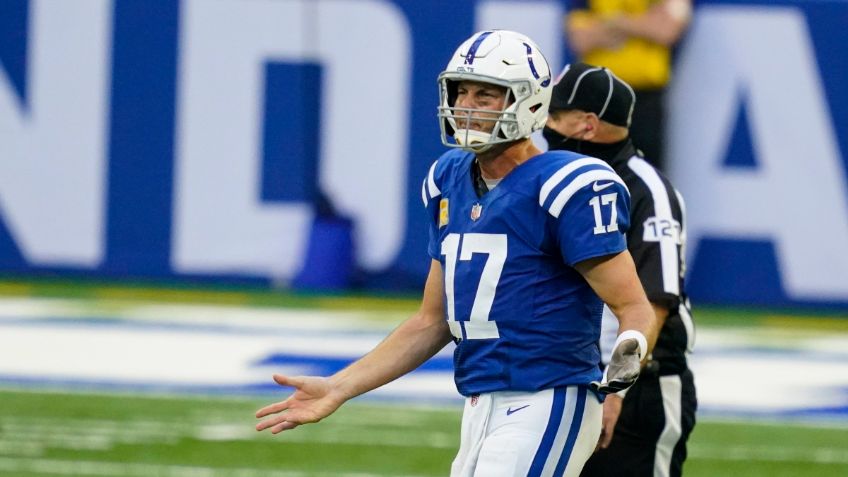 Philip Rivers con el peor intento de tacleo en la historia de la NFL: VIDEO