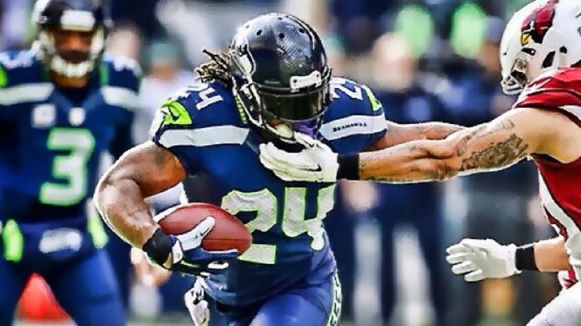 ¿Marshawn Lynch planea un nuevo regreso a la NFL?