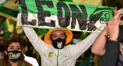 Afición de León le da en el orgullo a Pumas con mensaje en el estadio (FOTO)