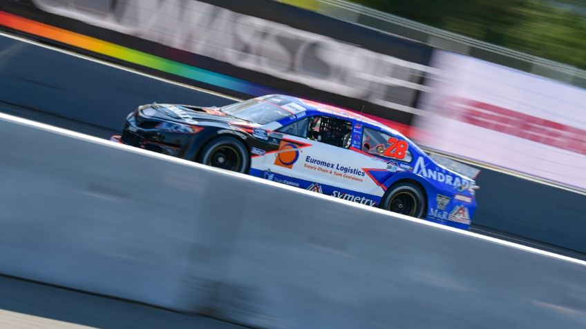 Rubén Rovelo, piloto de Grupo Andrade, favorito en cierre de la Nascar Peak México