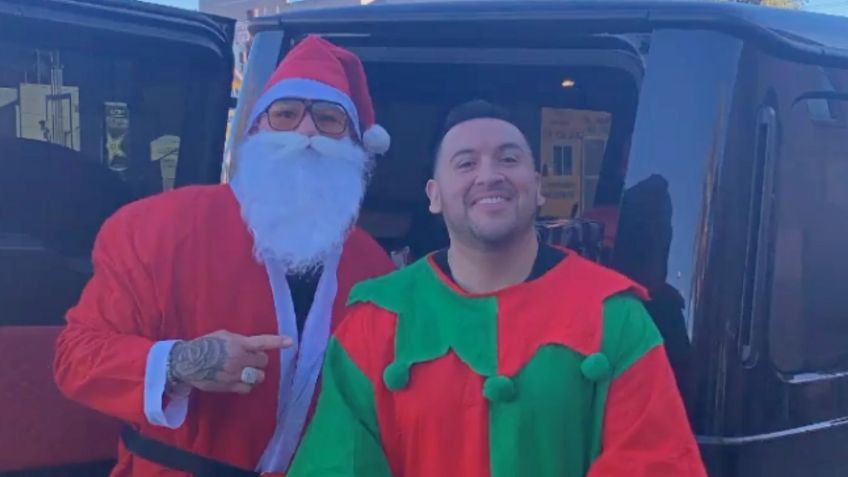 Andy Ruiz se disfraza de Santa Claus y reparte regalos en San Diego (VIDEO)