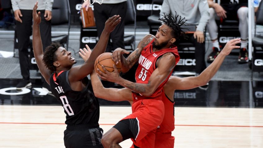 Harden y Rockets se estrellan en tiempo extra; resultados NBA (26 de diciembre)