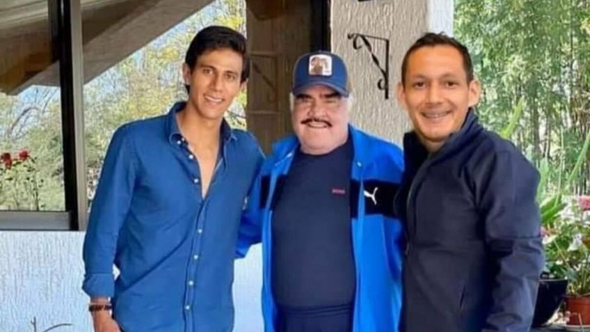 Vicente Fernández se vuelve tendencia con MEMES por JJ Macías y Cota