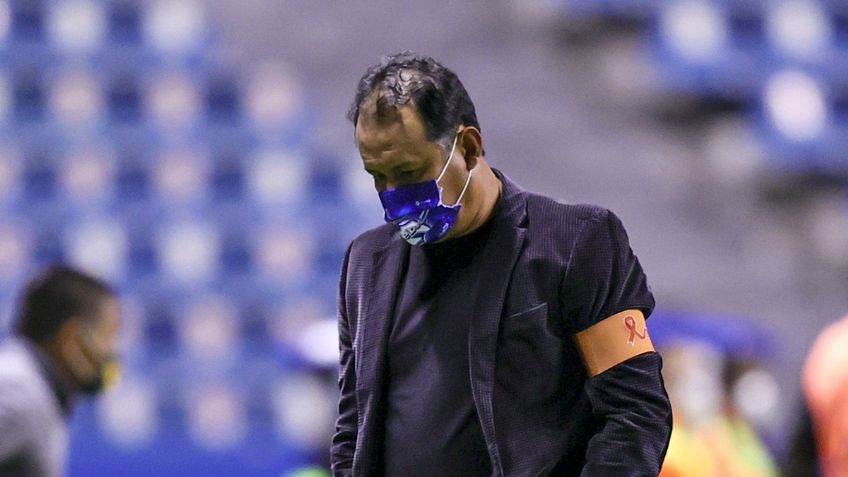 OFICIAL: Puebla despide a Juan Reynoso como director técnico