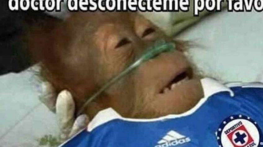 MEMES se burlan de cruzazuleada histórica en el Pumas vs Cruz Azul