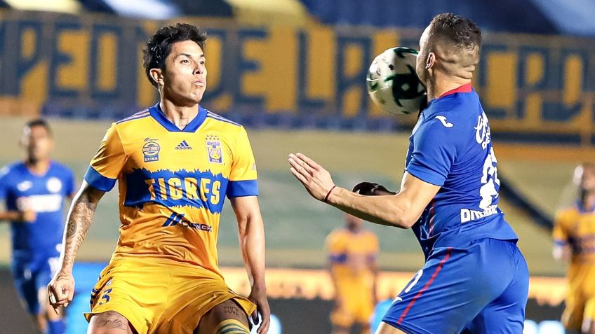 La burla de Carlos Salcedo a Cruz Azul tras su eliminación ante Pumas