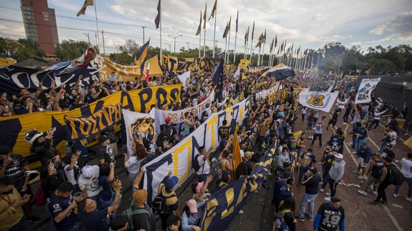 Claudia Sheinbaum muestra su afición a Pumas, pero prohibe festejos masivos