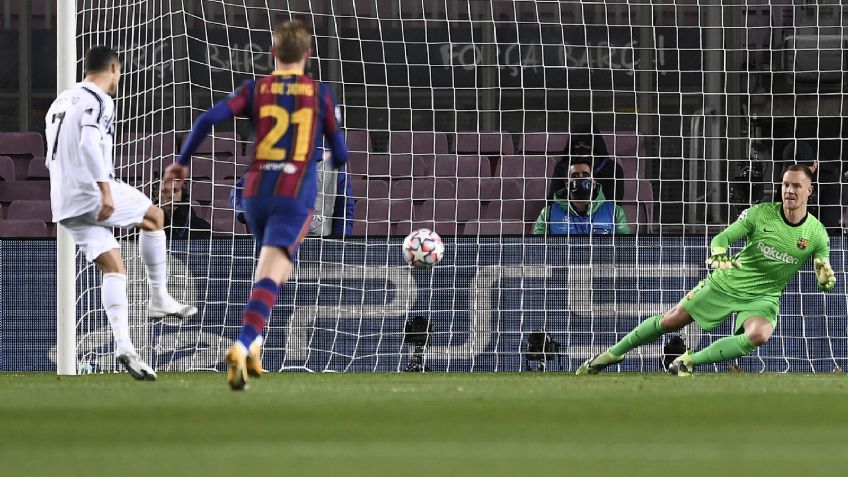 Polémico penal y Cristiano Ronaldo anota en el Barcelona vs Juventus (VIDEO)