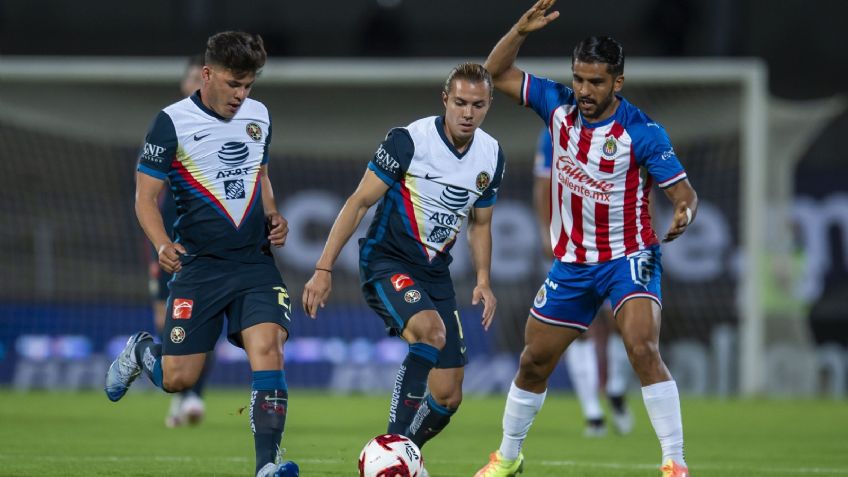 ¿Cuántos campeonatos tienen América y Chivas?