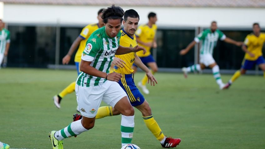 VIDEO: Así fue el golazo de Lainez con el Betis que comparan con Zidane