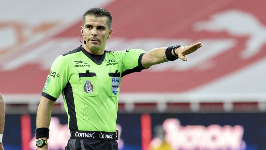¿Quién es el polémico árbitro del América vs Chivas: Fernando Hernández?