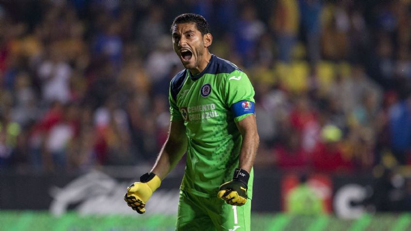 Jesús Corona dejaría Cruz Azul para fichar con otro grande de la Liga MX