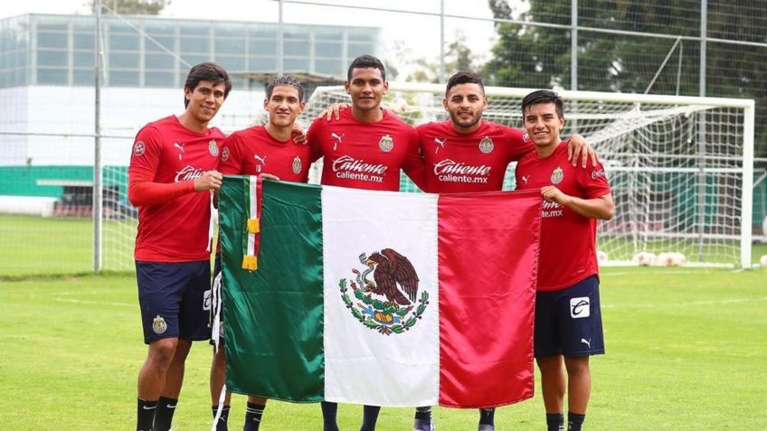 Figura de Chivas habría rechazado llamado de Martino a la Selección Mexicana
