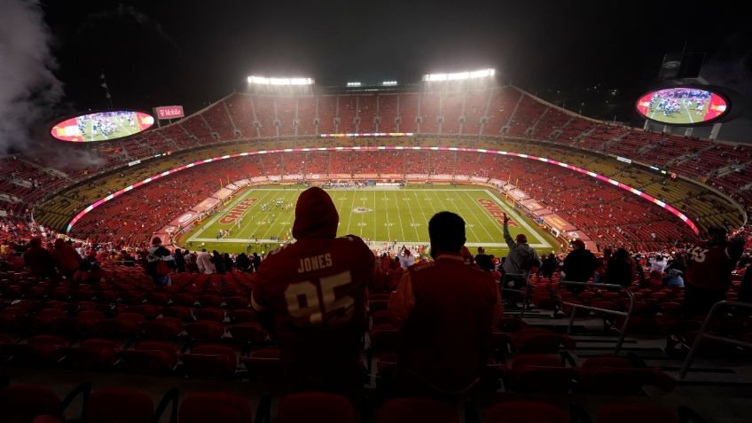 NFL: Un aficionado de los Chiefs da positivo a Covid-19 tras juego inaugural