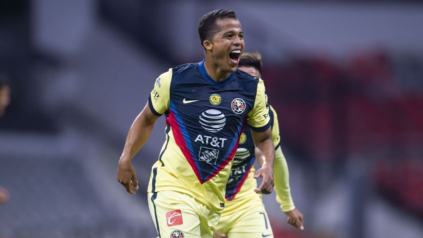 Giovani dos Santos festejó así su gol con la hija de Miguel Herrera (FOTO)