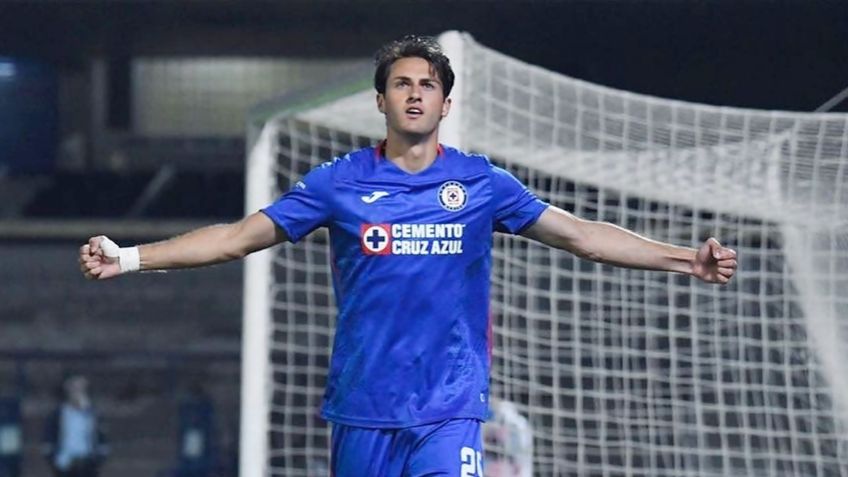 Argentina busca "robarle" a Santiago Giménez a la Selección Mexicana