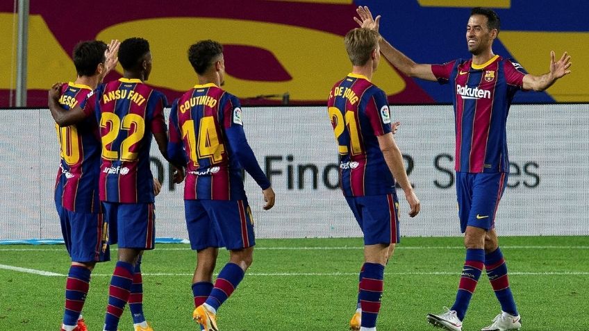 Messi y el Barcelona regresan a La Liga con goleada al Villarreal