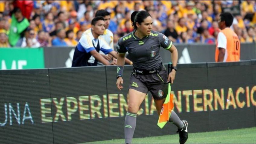 Dos mujeres encabezan cuarteta arbitral en el México vs Guatemala